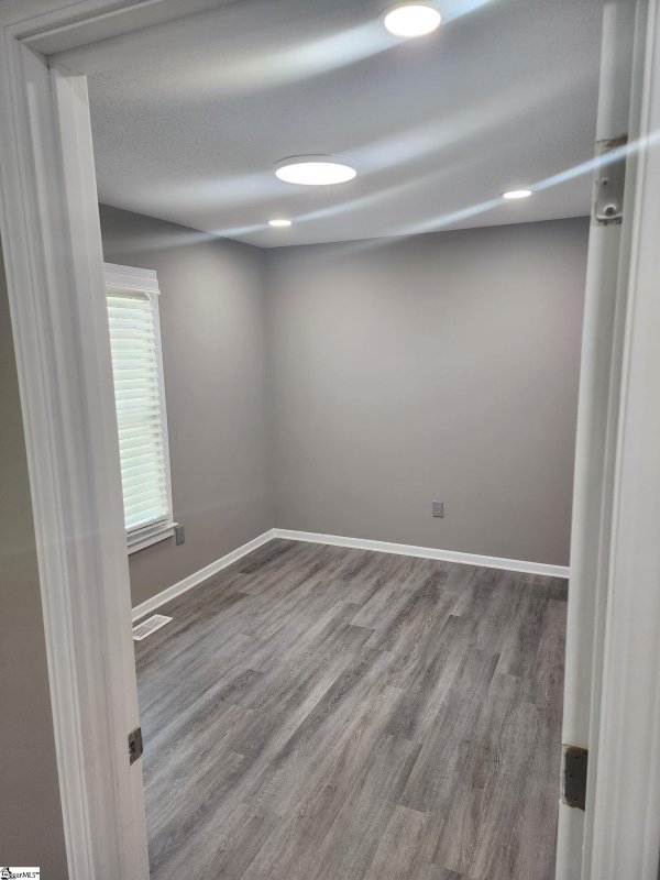 Property image 4 at 4 Cooperfield Avenue, Piedmont, SC 29673