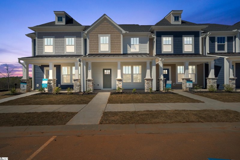 Property image 2 at 173 Dalmatian Drive, Spartanburg, SC 29307