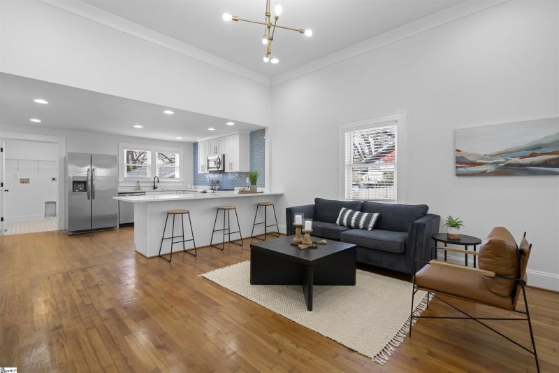 Property image 2 at 14 HAYNESWORTH Street, Greenville, SC 29611