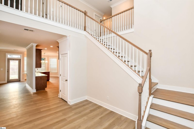 Property image 4 at 404 Brett Arthur Court, Greer, SC 29651