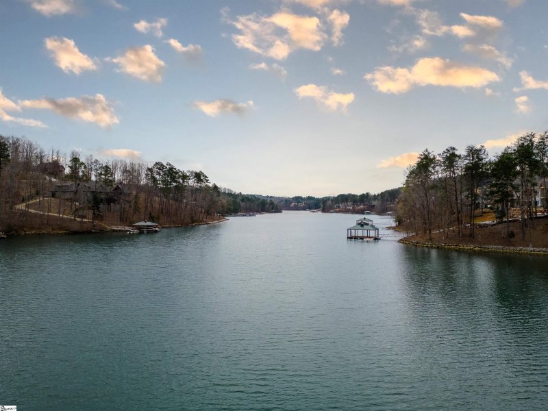 Property image 3 at 146 Island Water Drive, Six Mile, SC 29682-0000