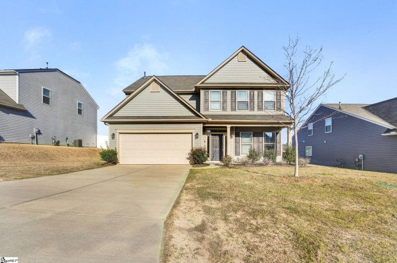 Property image 2 at 412 Basalt Court, Easley, SC 29642