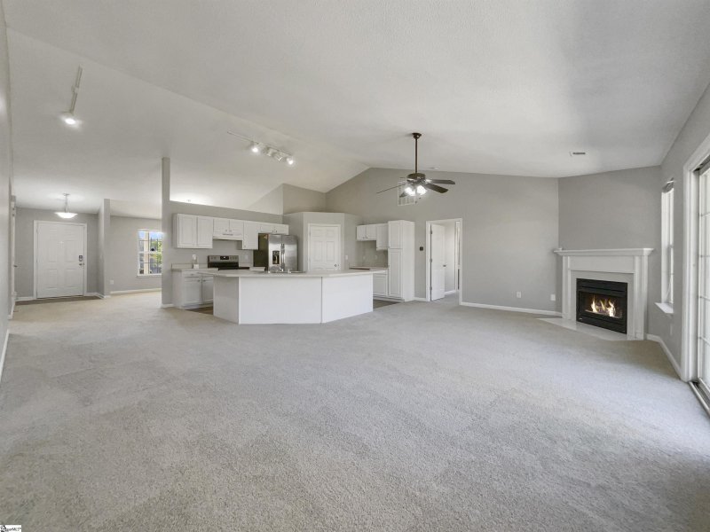 Property image 3 at 5 Fishing Run Court, Taylors, SC 29687