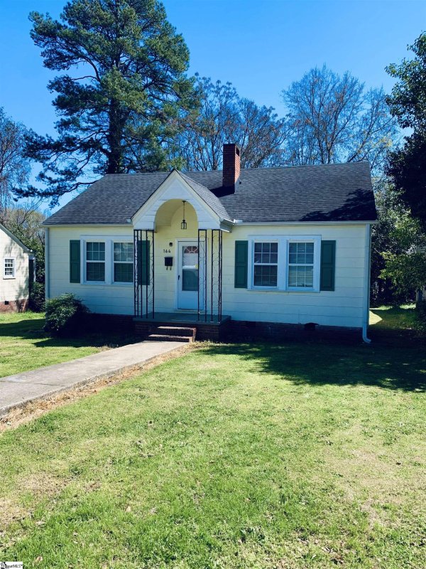 Property image 2 at 164 Watkins Court, Spartanburg, SC 29301-3032
