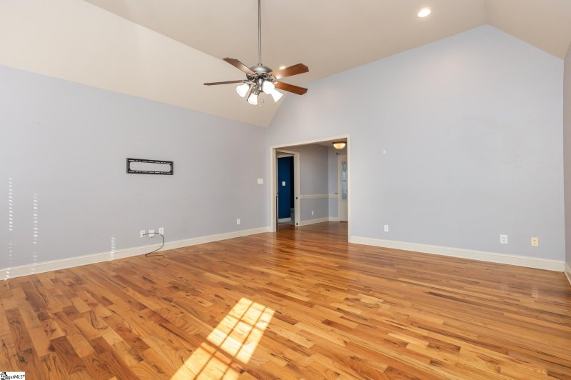 Property image 5 at 707 Secretariat Drive, Boiling Springs, SC 29316