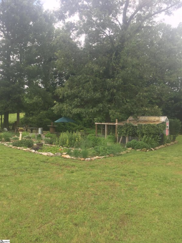 Property image 4 at 231 Janet Court, Simpsonville, SC 29681