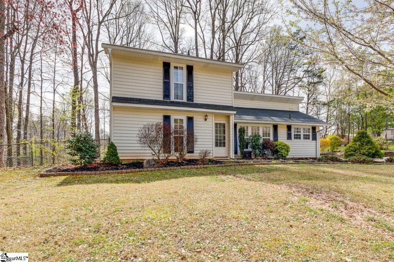 Property image 2 at 6 Wiberg Court, Travelers Rest, SC 29690