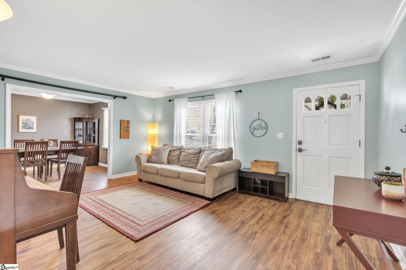 Property image 3 at 21 Olde Orchard Lane, Greenville, SC 29615