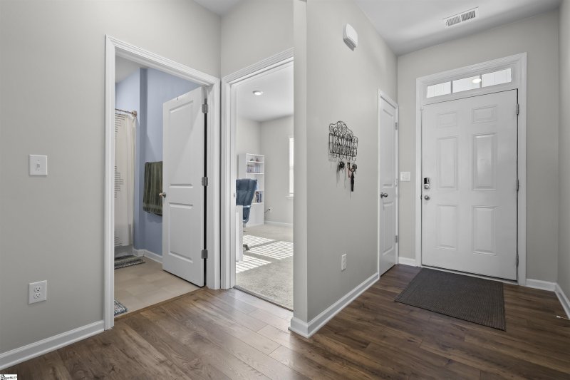 Property image 2 at 731 Liberty Walk Lane, Simpsonville, SC 29681