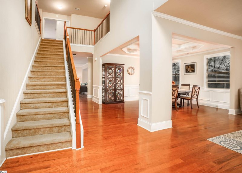 Property image 4 at 9 Barlia Way, Greenville, SC 29607