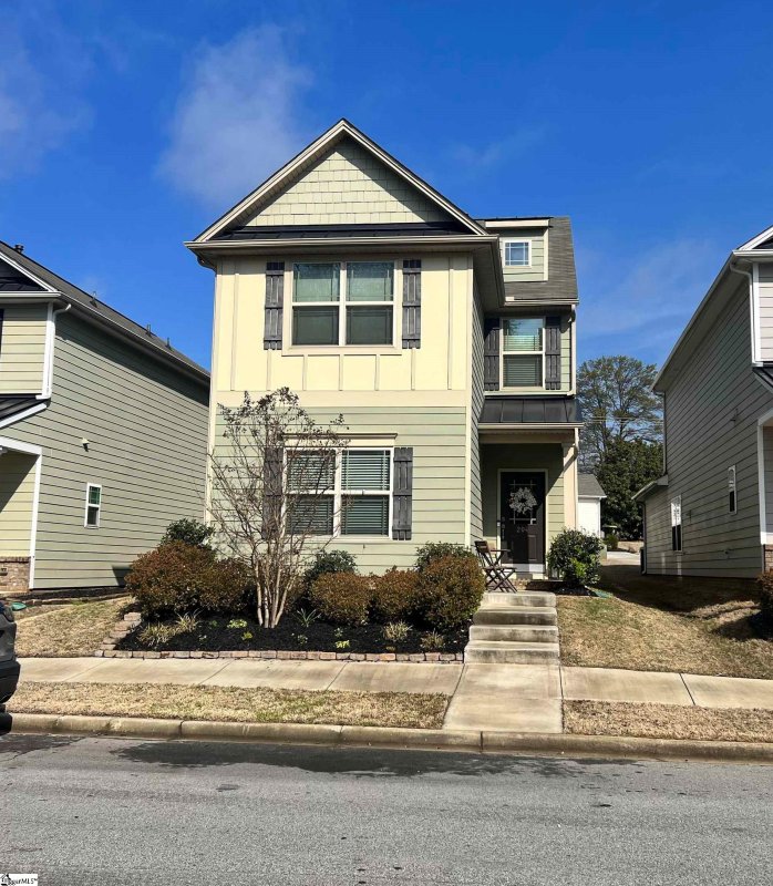 204 Ellis Mill Street