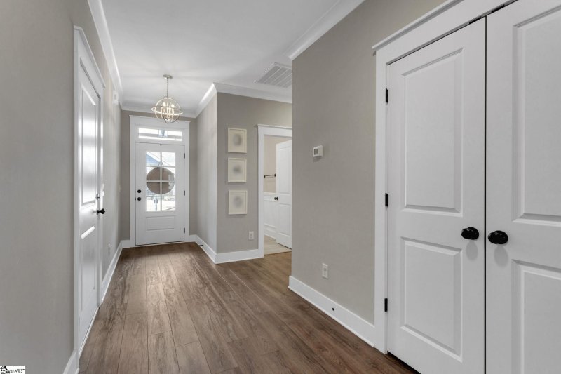 Property image 3 at 312 Farmers Market Street, Taylors, SC 29687