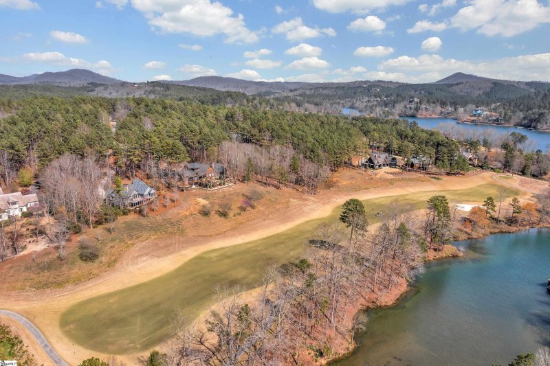 Property image 4 at 1016 Saint Andrews Court, Sunset, SC 29685