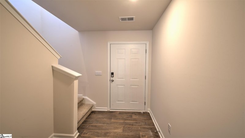 107 Oakmont Valley Trail