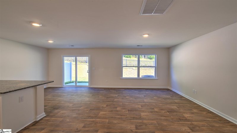 Property image 2 at 107 Oakmont Valley Trail, Seneca, SC 29678