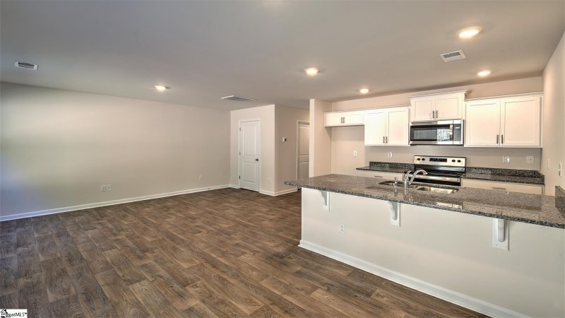 Property image 3 at 107 Oakmont Valley Trail, Seneca, SC 29678