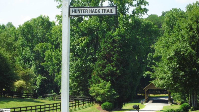 Property image 5 at 150 Hunter Hack Trail, Campobello, SC 29322