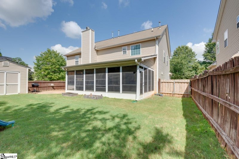 Property image 2 at 3 Breezewood Court, Greenville, SC 29607