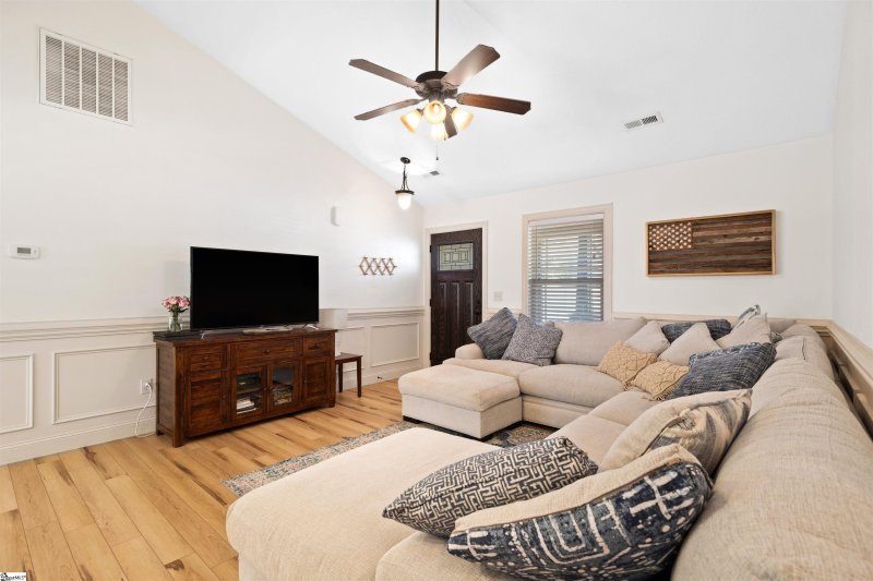 Property image 2 at 514 Naples Court, Lyman, SC 29365