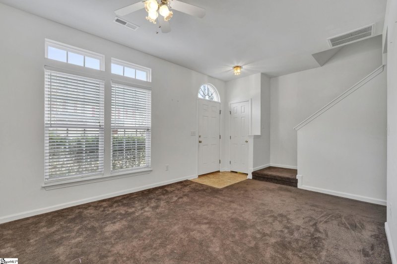 Property image 2 at 338 Moonstone Drive, Mauldin, SC 29662