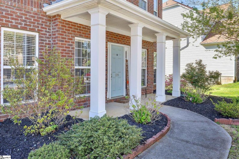 Property image 4 at 229 Heritage Point Drive, Simpsonville, SC 29681