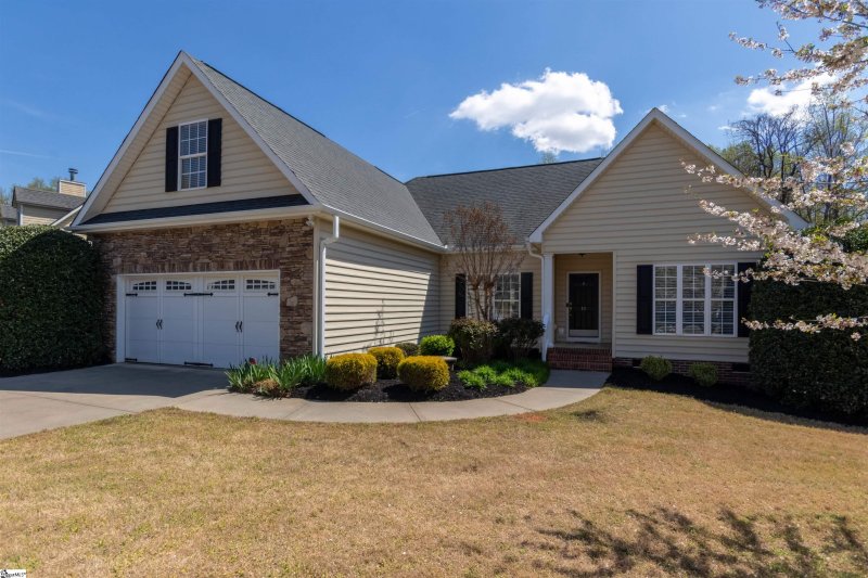 Property image 2 at 10 CHUKAR Way, Greenville, SC 29617