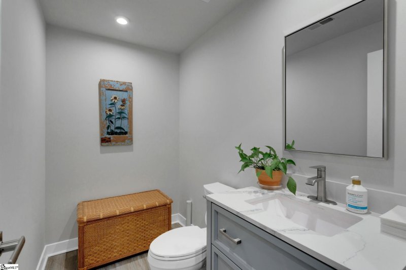 Property image 3 at 27 Rollins Avenue, Greenville, SC 29607