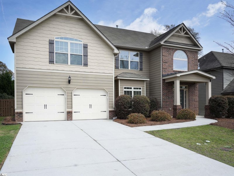 Property image 2 at 201 Cameron Creek Lane, Simpsonville, SC 29681