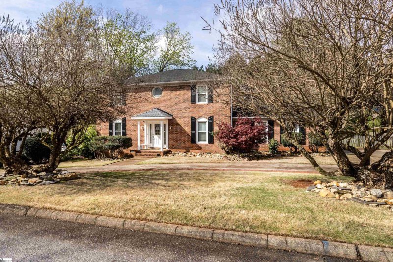Property image 2 at 206 Gilderbrook Road, Greenville, SC 29615