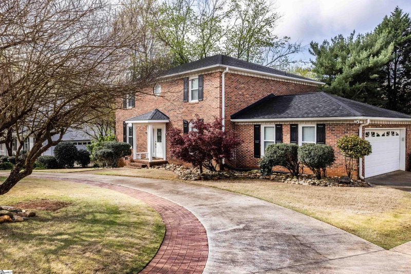 Property image 3 at 206 Gilderbrook Road, Greenville, SC 29615