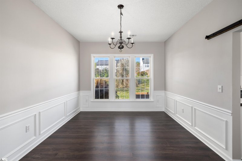 Property image 5 at 404 Collingsworth Lane, Greenville, SC 29615