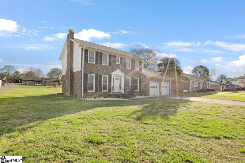 Property image 3 at 108 Whitestone Avenue, Mauldin, SC 29662