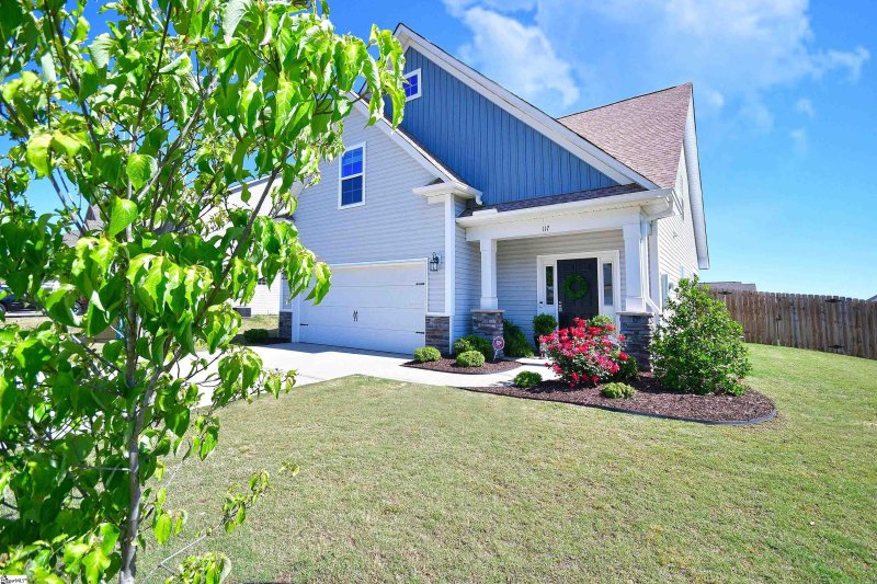 Property image 2 of 117 Viewmont Drive in Wilson Farms, Duncan, SC 29334