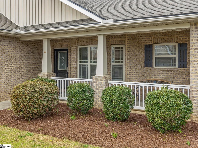 Property image 3 at 644 Flintrock Drive, Boiling Springs, SC 29316-7436