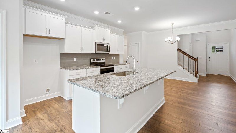 Property image 4 at 303 Cub Court, Greenville, SC 29609