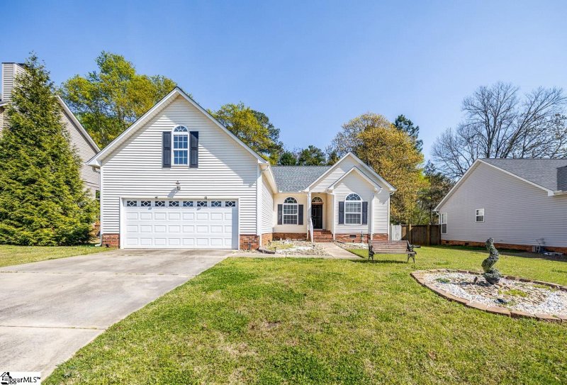 114 Golden Crest Court