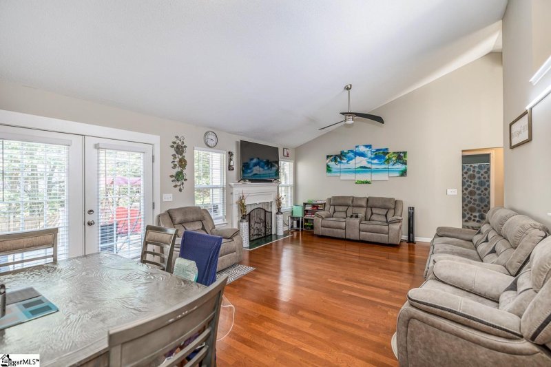 Property image 3 at 114 Golden Crest Court, Mauldin, SC 29662