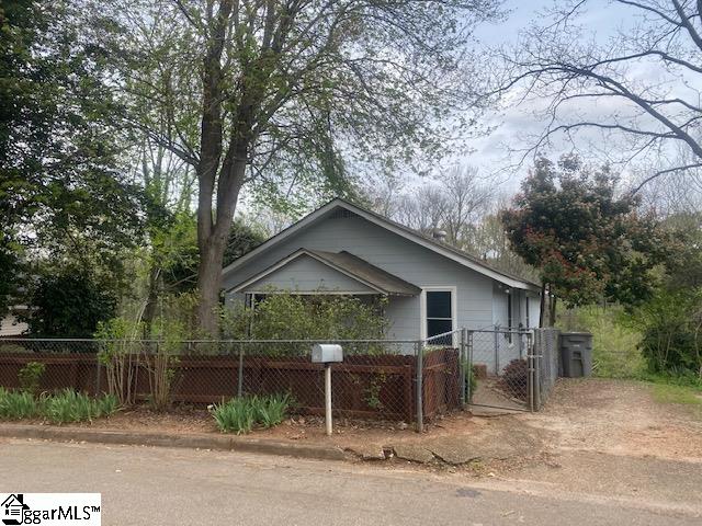 Property image 5 at 116 Odom Circle, Greenville, SC 29611