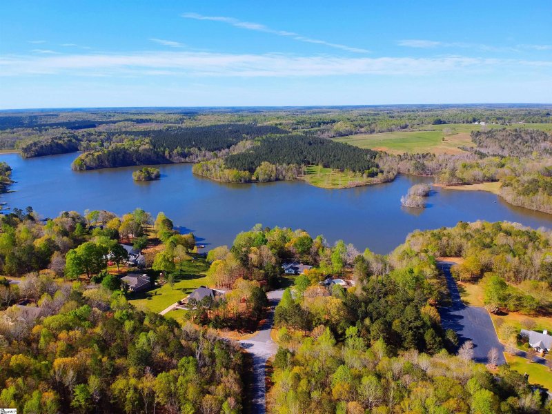 Property image 4 at 116 Angler Drive, Laurens, SC 29360