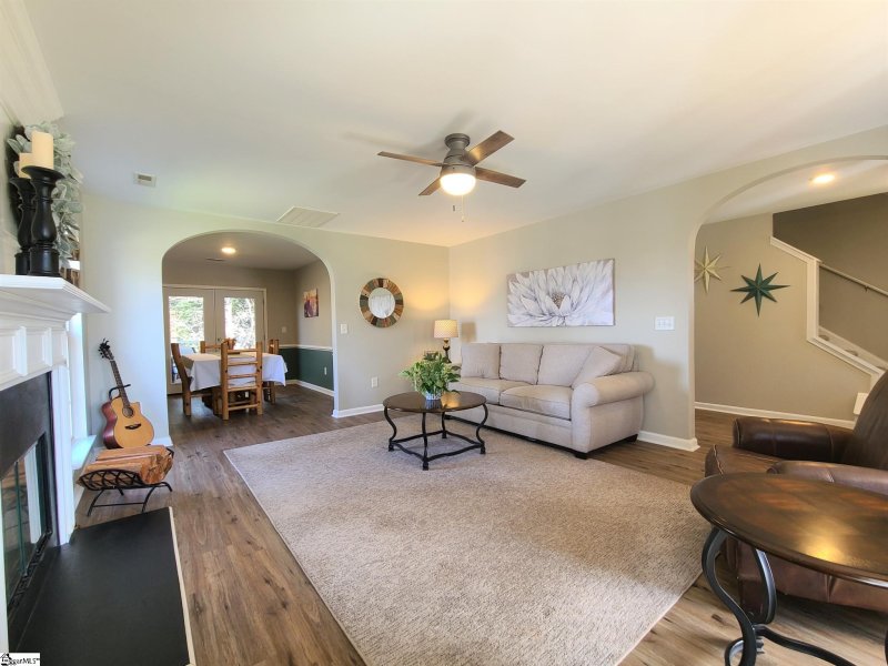 Property image 5 at 16 Crevasse Lane, Greenville, SC 29617