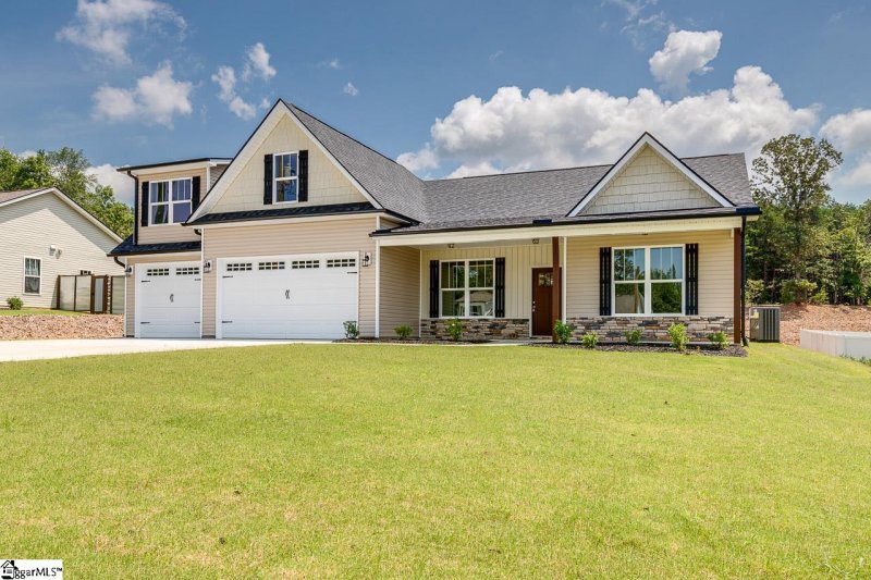 Property image 3 at 243 Inlet Pointe Drive, Anderson, SC 29625