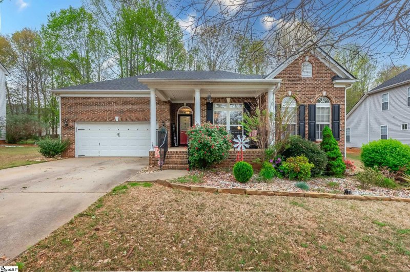 4 Winding River Lane