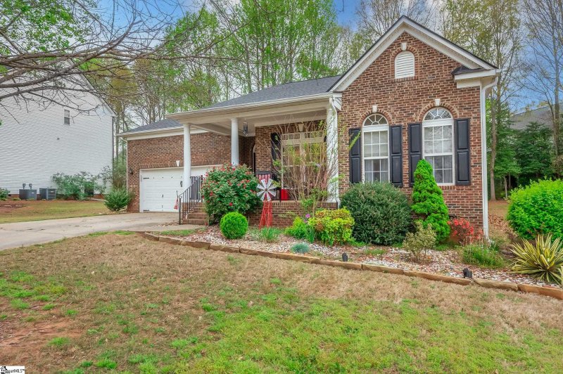 Property image 2 at 4 Winding River Lane, Simpsonville, SC 29681