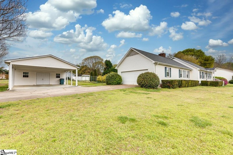 Property image 5 at 201 Andulusian Trail, Simpsonville, SC 29681