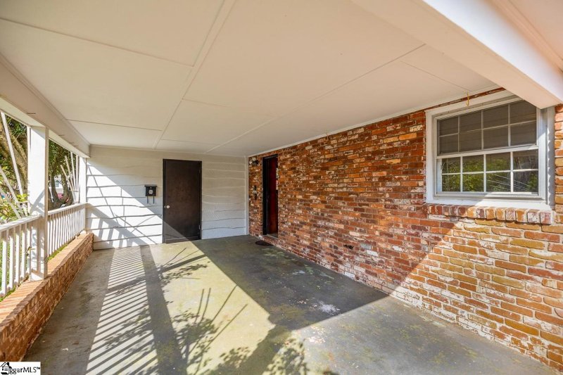 Property image 4 at 129 Romaine Drive, Spartanburg, SC 29307