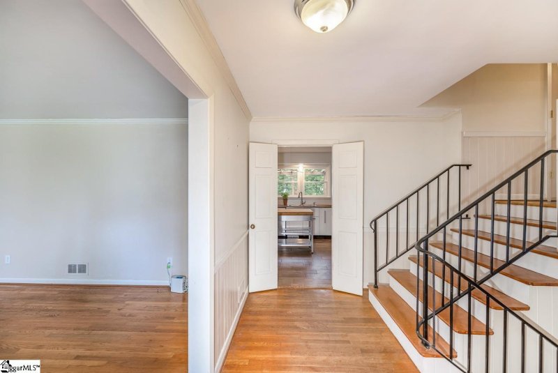 Property image 5 at 129 Romaine Drive, Spartanburg, SC 29307