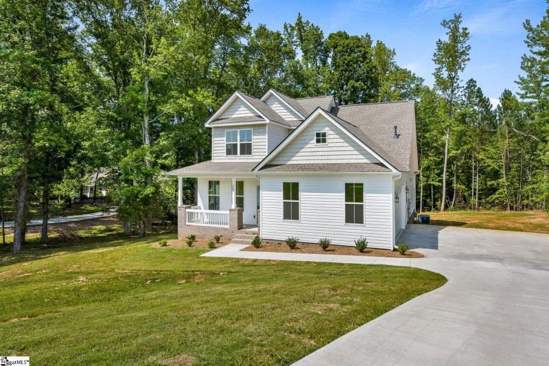 Property image 3 at 109 Sally Reed Road, Belton, SC 29627