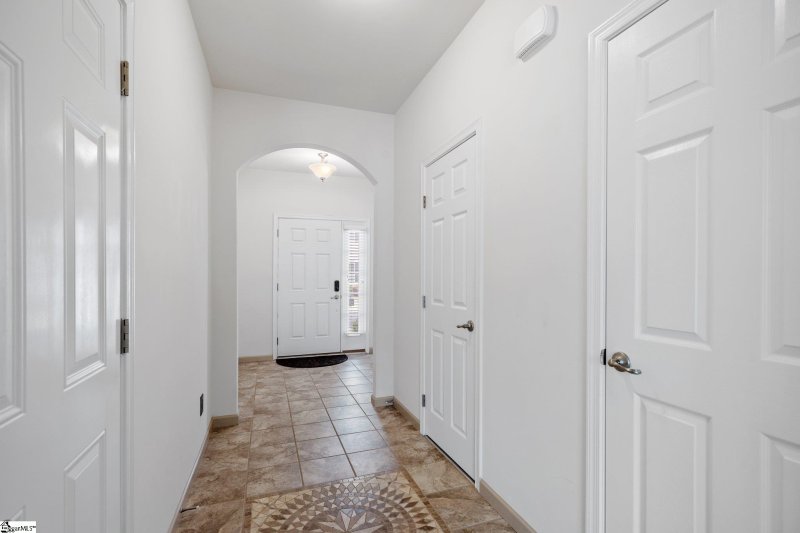 Property image 5 at 336 Juniper Bend Circle, Greenville, SC 29615