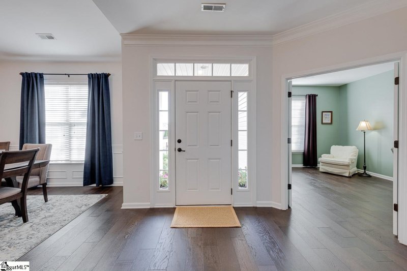 Property image 4 at 135 Wild Thorn Lane, Greenville, SC 29615