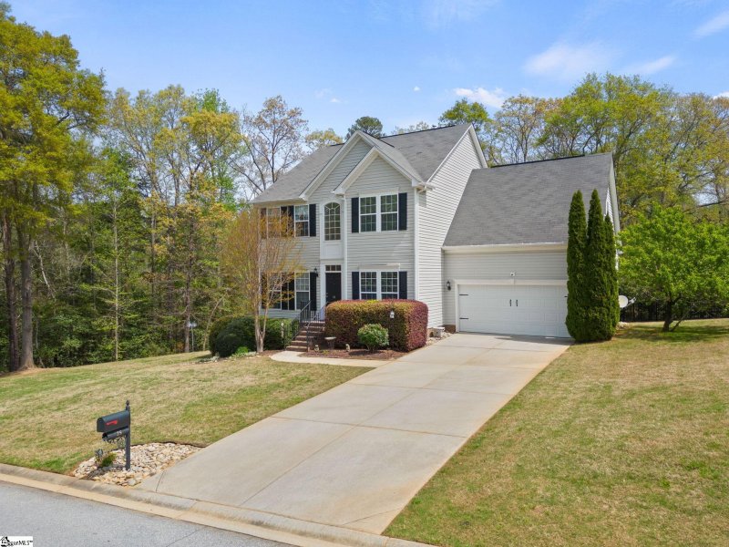 Property image 2 at 25 Hydrangea Way, Simpsonville, SC 29681
